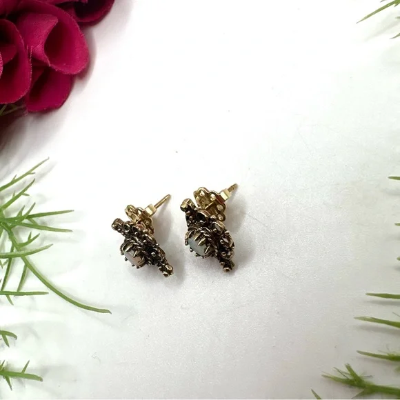 VINTAGE⚜️Rare 14K Gold Opal Lace Stud Earrings - Picture 6 of 13